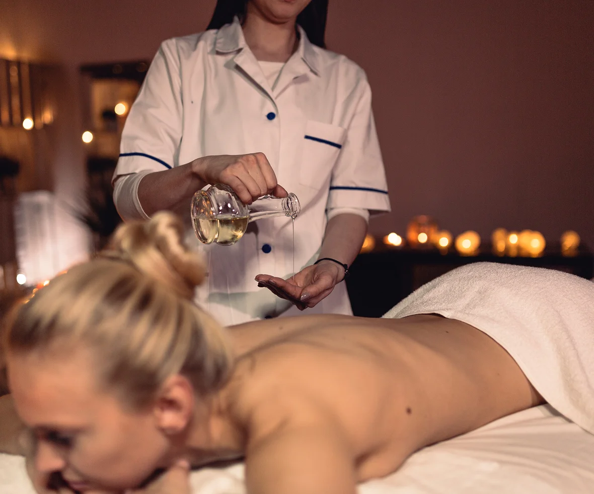 four hand massage